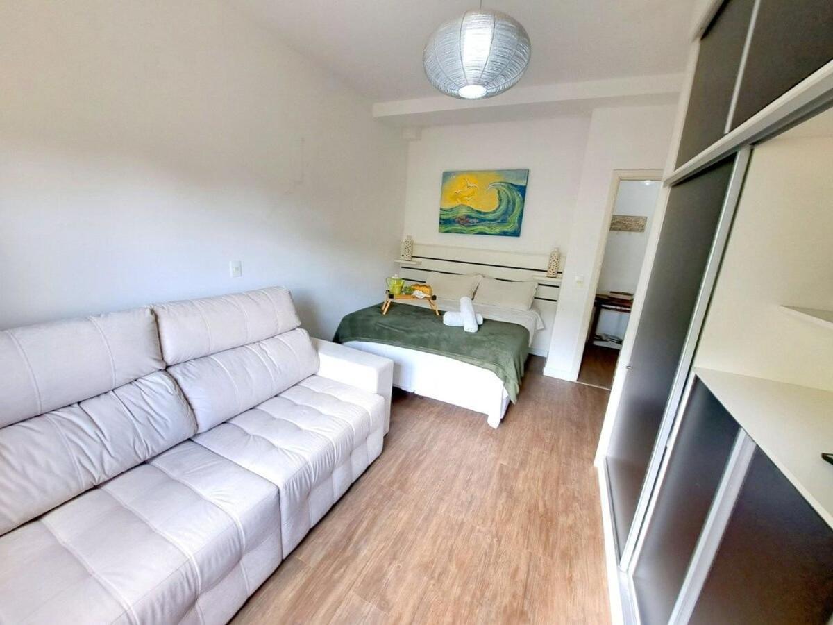 Apartamento Charmoso Com Lareira กังโปสดูจอร์เดา ภายนอก รูปภาพ