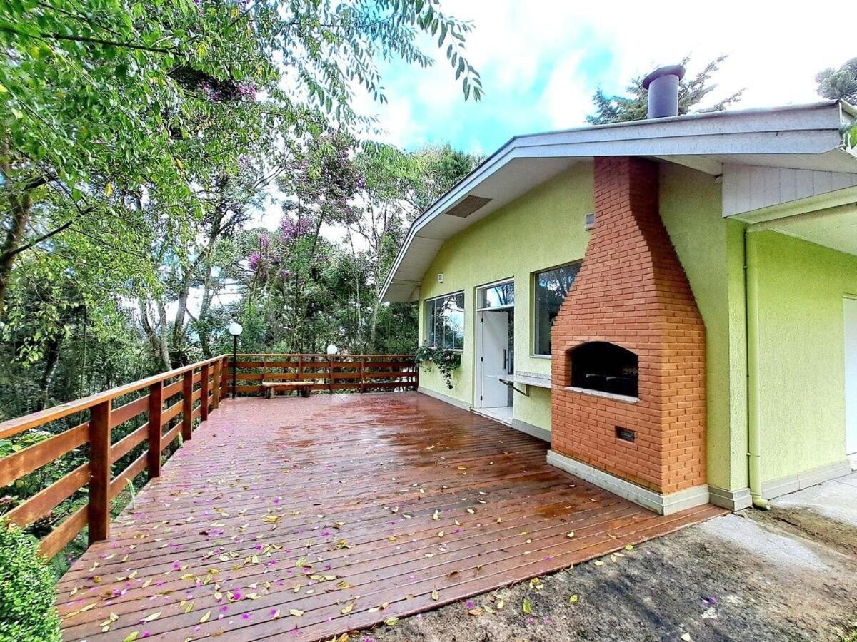 Apartamento Charmoso Com Lareira กังโปสดูจอร์เดา ภายนอก รูปภาพ