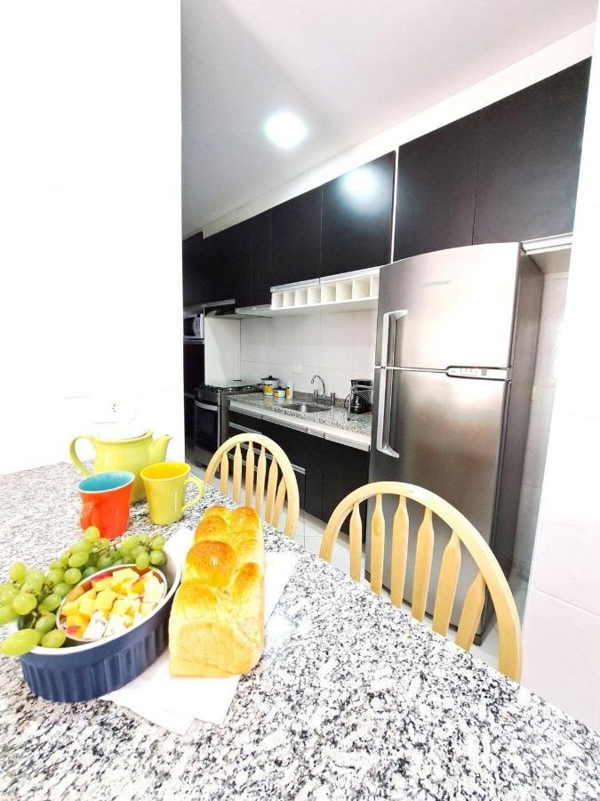 Apartamento Charmoso Com Lareira กังโปสดูจอร์เดา ภายนอก รูปภาพ